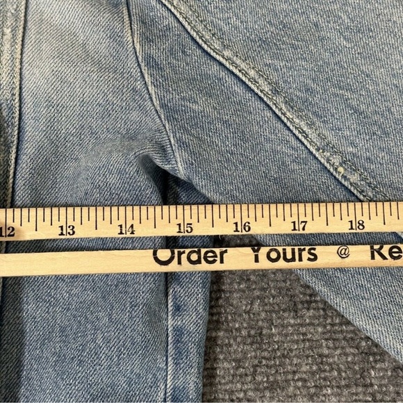 Abercrombie Vintage Denim Jacket Womens Small- Definitely fits like an XS! - Picture 5 of 8